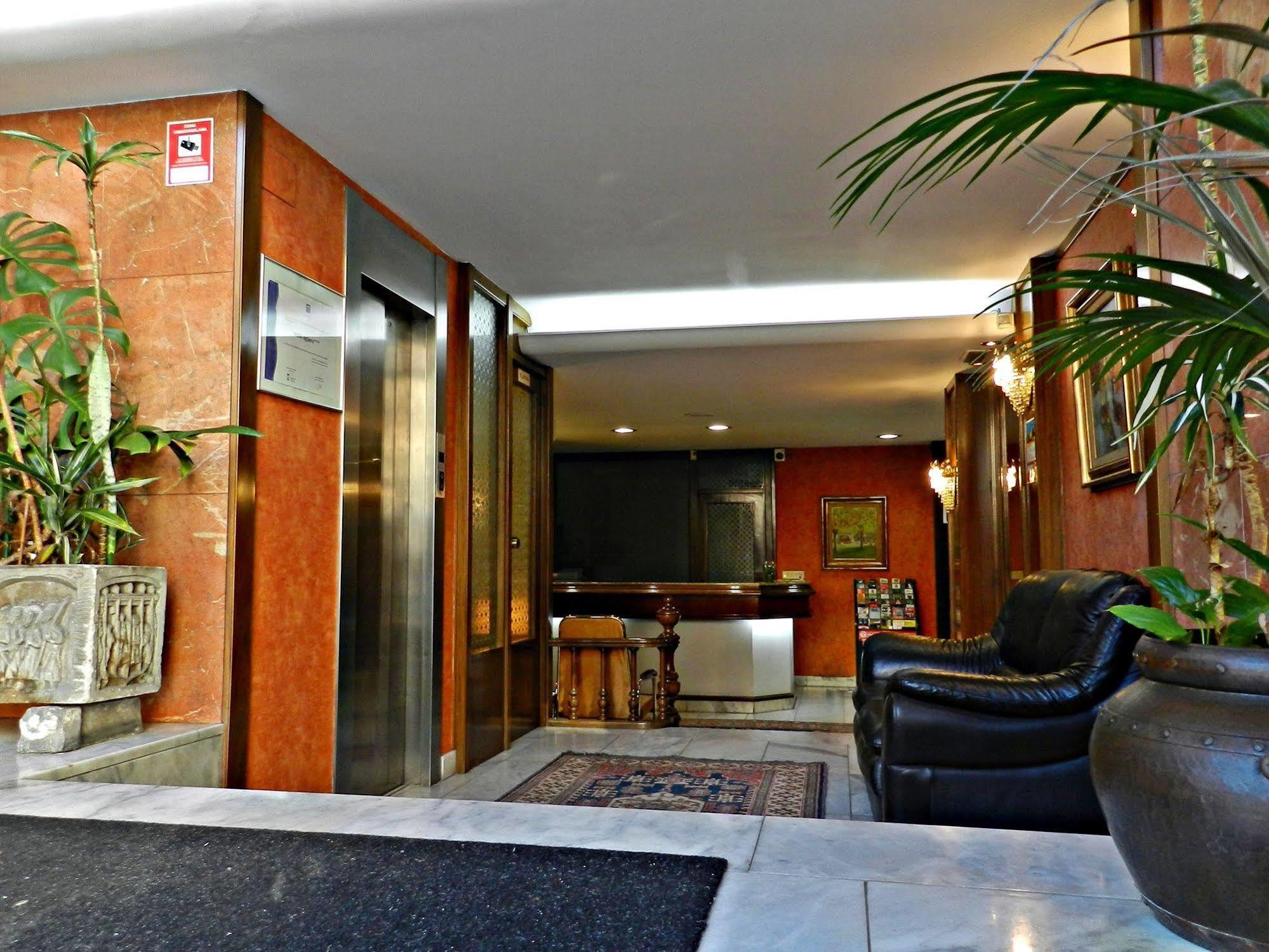 Hotel Alda Centro Gijón Exterior foto